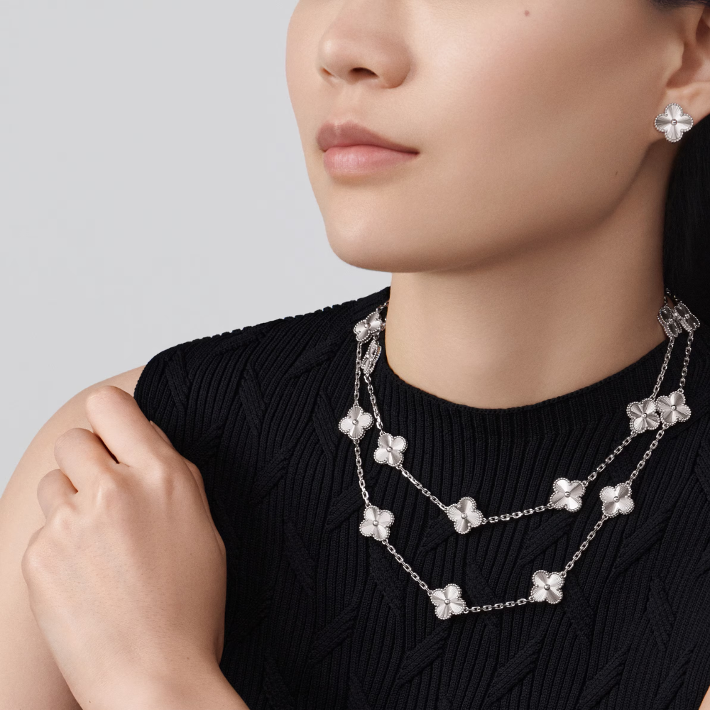 Clover Leaf Earrings, 925 Silver, 18K Gold Plated