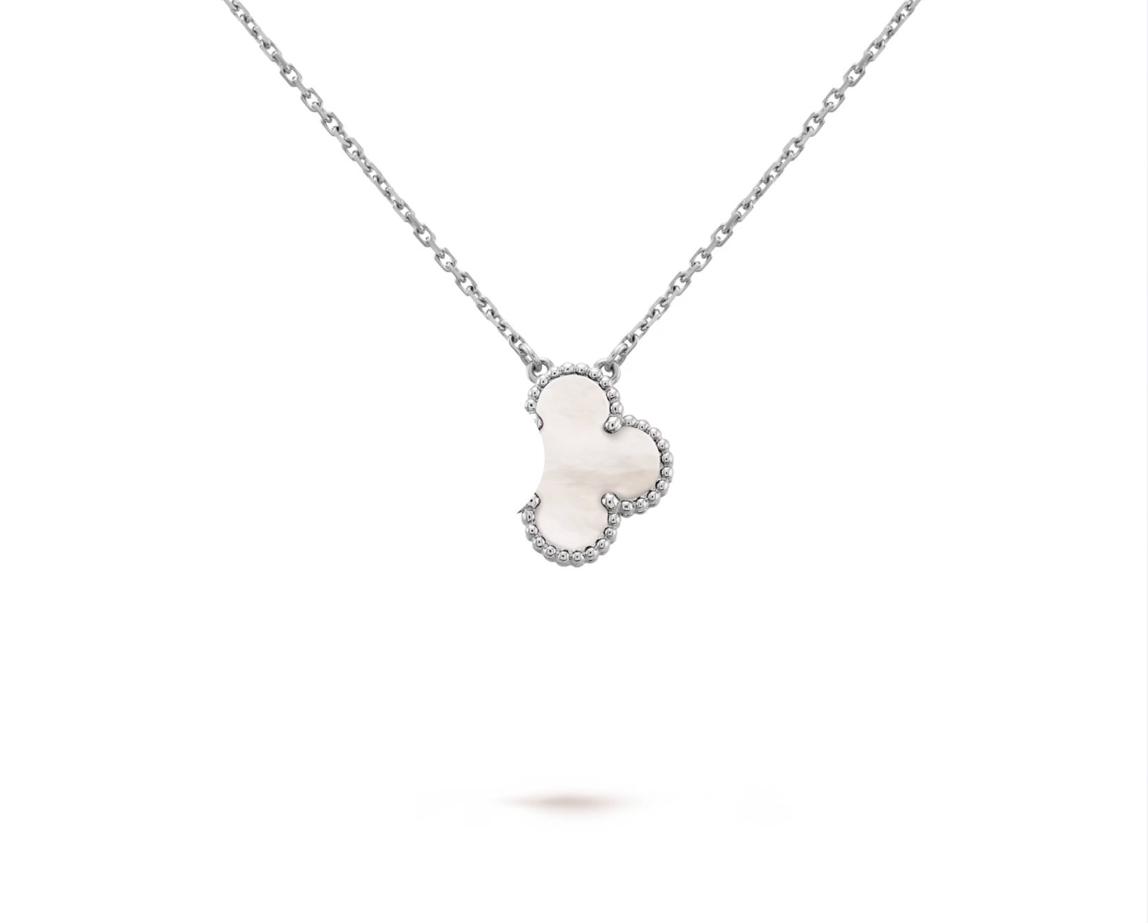Clover Motif Pendant Necklace, 18K Gold Plated, 1 Motif - Symbol of Luck & Elegance