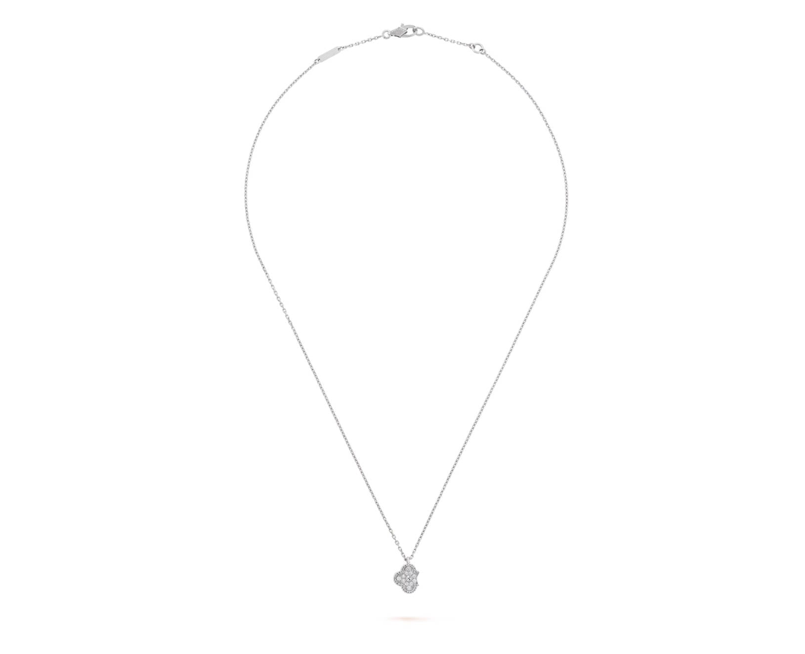 Clover Motif Pendant Necklace, 18K Gold Plated, 1 Motif - Symbol of Luck & Elegance