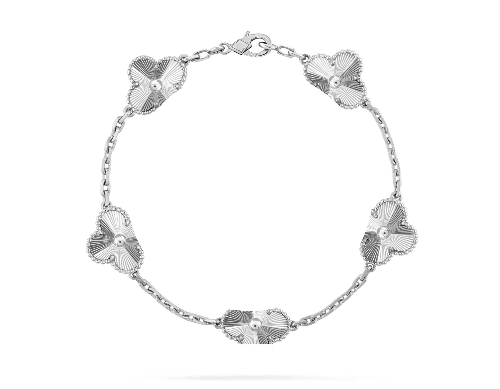 Clover Motif Bracelet, 18K Gold Plated - Symbol of Luck & Elegance