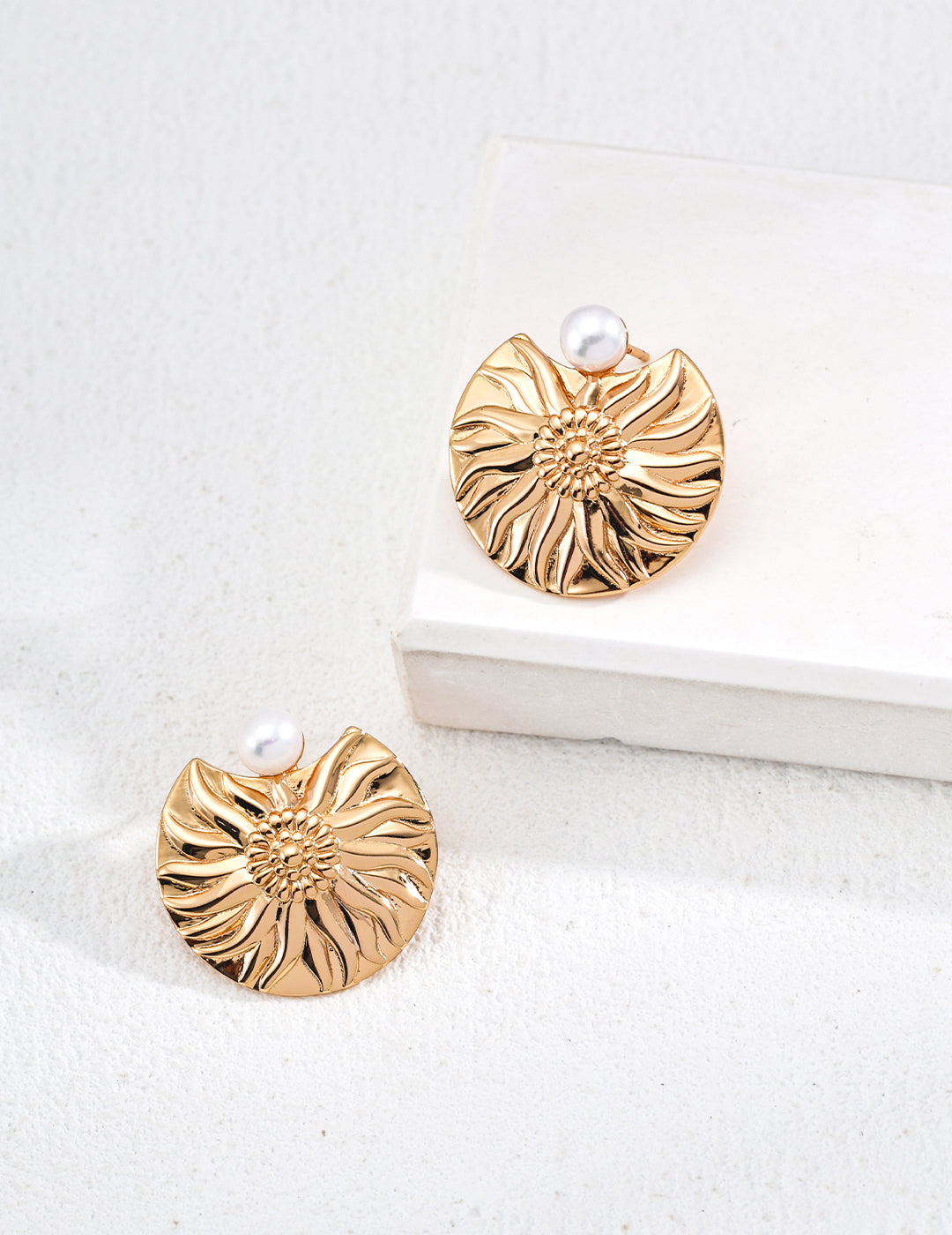 S925 Sterling Silver Designer Natural Pearl Earrings