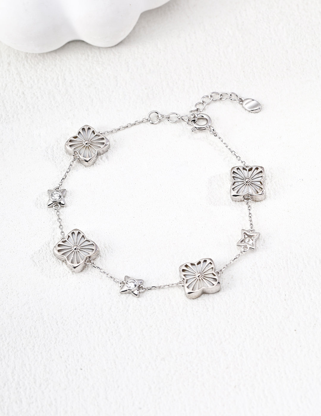 S925 Sterling Silver Modern Clover Shell & Cubic Zirconia Jewelry Set-Adjustable Bracelet & Earrings