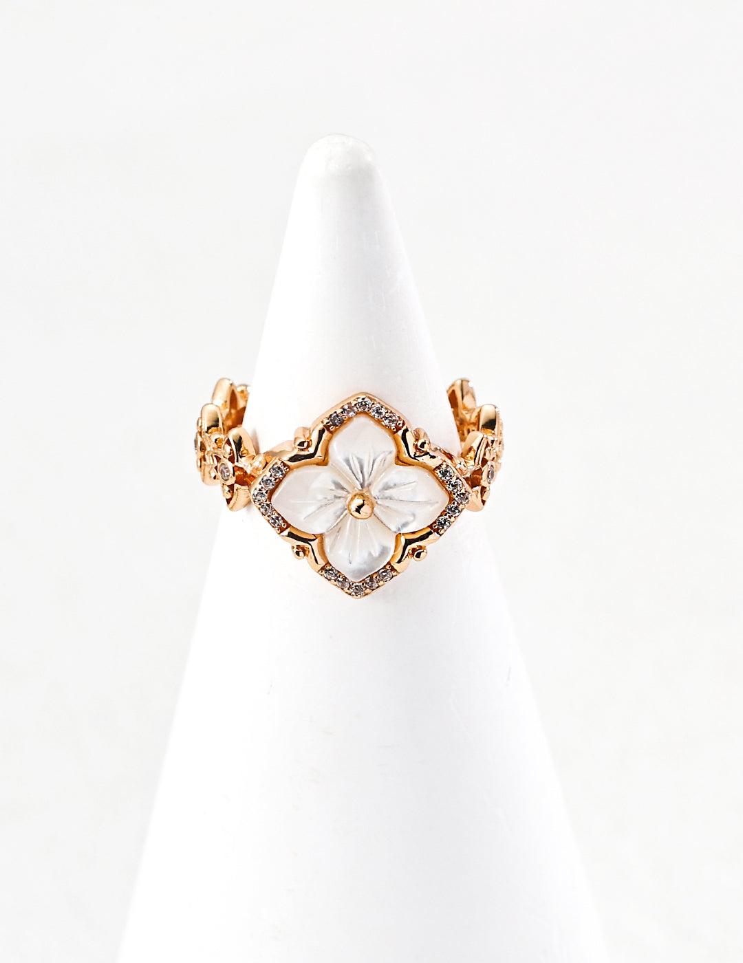 S925 Sterling Silver Vintage Royal Clover Shell & Cubic Zirconia Ring & Earrings & Necklace Set