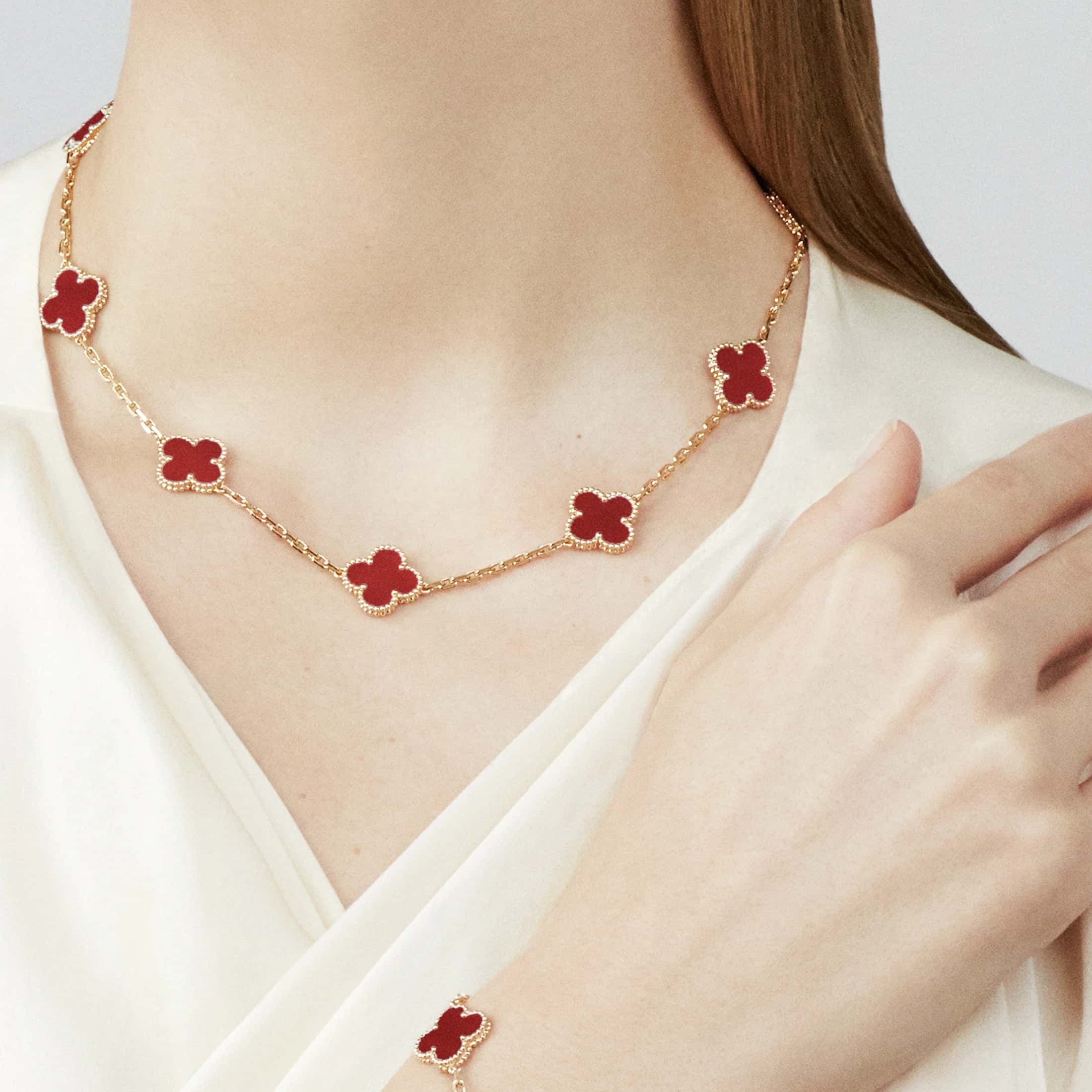 Clover Motif Necklace, Sterling Silver, 18K Gold Plated, 10 Motifs – Symbol of Luck & Elegance