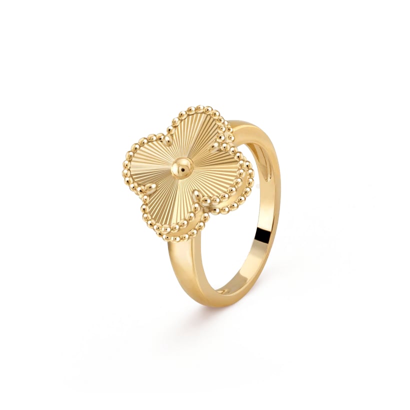 Clover Motif Ring, Sterling Silver, 18K Gold Plated - Symbol of Luck & Elegance