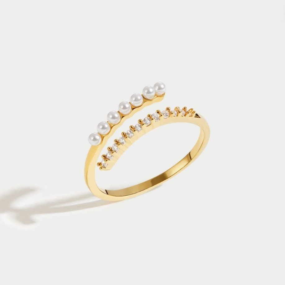 18K Gold-Plated Stainless Steel Wrap Ring with Pearl and Crystal